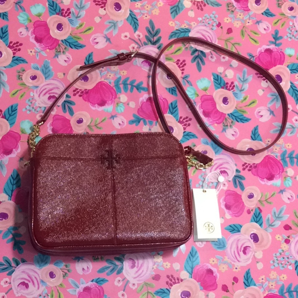 RARE! NEW! Tory Burch pebbled leather crossbody Bag